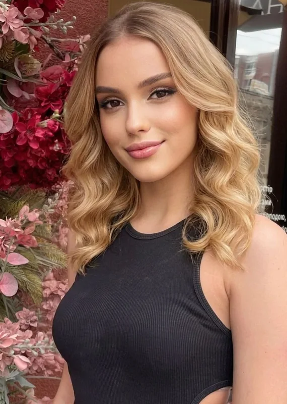 Kateryna, 23, from Marseille — verified profile
